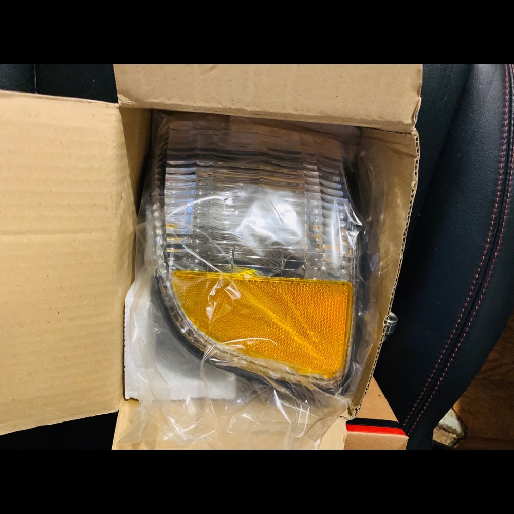 2 new back light 2new signal light for dodge ram